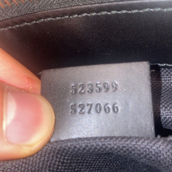 Gucci messenger bag like new lightly worn - Picture 10 of 10